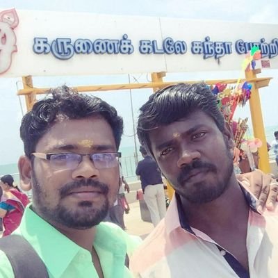 இந்த உலகில் உன்னை அழிக்க இன்னொருவருக்கு நீயே கொடுக்கும் ஆயுதம் அன்பு...

இந்த உலகில் உன்னை நீயே ஏமாற்றி கொள்வது இன்னொருவர் மீது வைக்கும் நம்பிக்கை.....,