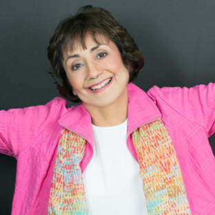 Speaker, author, certified coach, recovering people-pleaser,#selfcare #trauma #forgiveness #grief #hope #MovingFromBrokenToBeautiful https://t.co/NsnX3w8NGM