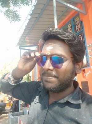 single
https://t.co/jBKtxjpiEw commpted
favourite colour red
dad mom love