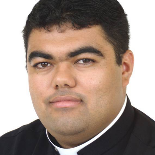Sou padre da Igreja Católica, Pároco da Paróquia de São José - São José da Mata, da Diocese de Campina Grande - Paraíba - Brasil