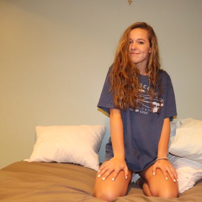 LaurenC77240579's profile picture. 