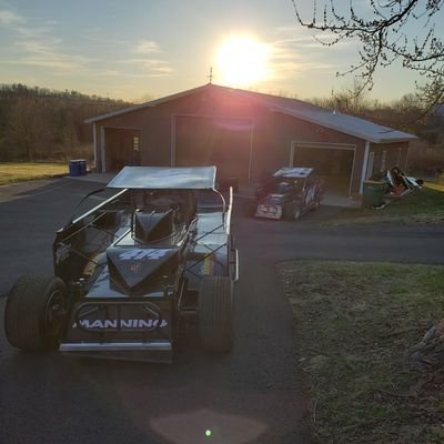 Work hard. Play hard. Never give up.
Driver of #414 Northeast Modified 🏎🏁