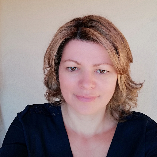 ValerieSeve's profile picture. Chargée de communication indépendante, j'accompagne les entreprises dans le développement de leur business grâce à des outils de communication adaptés💡