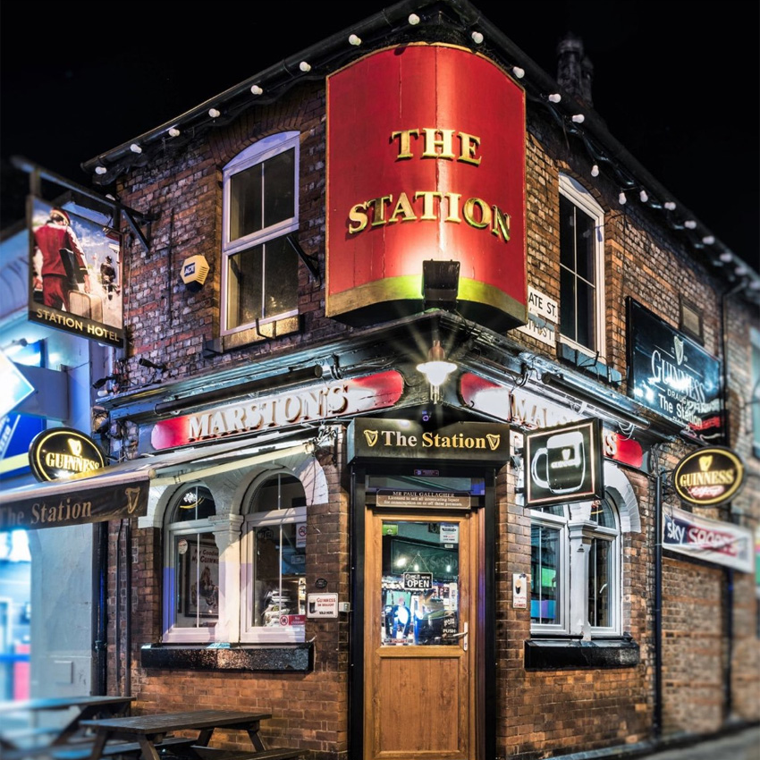 Traditional pub in Didsbury Village, showing live sport across 8 screens and hosting live music 3 nights per week.