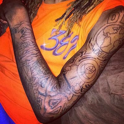 Fr92 All Them Real 38 Baby’z & Rest Up To All Them Brave Heart Soldiers That’z Gone. & ITS STILL FCK LUH 9 & THA TRAMPS BITCH