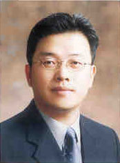 EARLY_YANG's profile picture. 解弦更張,馬不停蹄,突貫精神.失意泰然. Aal izz Well 로. 마음은쉽게 겁을먹기때문에 때로는속일필요가있데. 큰문제 생기면 가슴에대고얘기를해봐 네게해결할 수 있는 용기를줄거야 알 이즈 웰