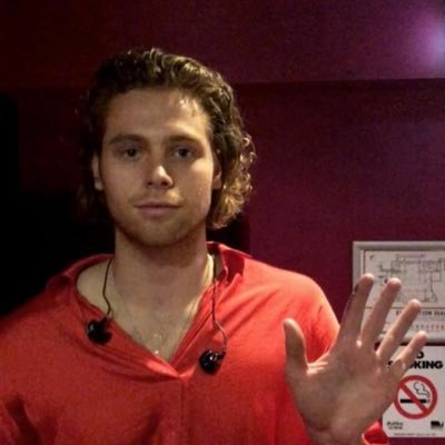 i may be a dumb bitch,  but i ain’t fuckin stupid - luke hemmings