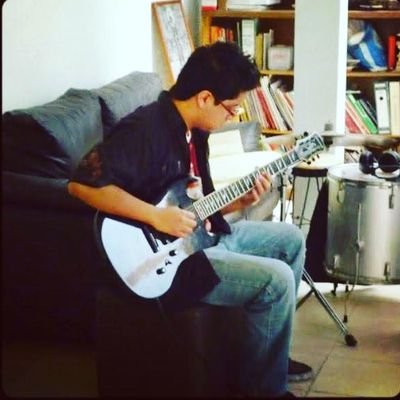 estebops's profile picture. :)