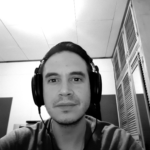 pchavesvilla's profile picture. Ingeniero mecánico. Músico aficionado. Audiófilo en ciernes. Buscador de congruencia. 
#ElCuartoDeTulaLeCogioCandela