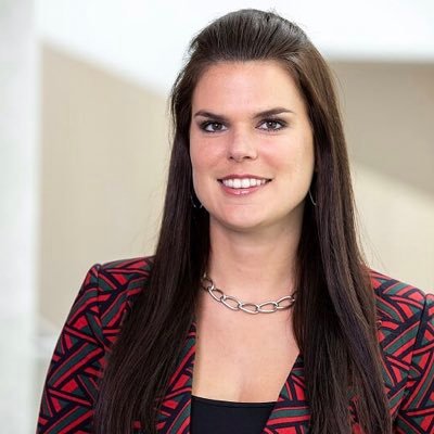 FrauBiBau's profile picture. Head of Communications @ Allianz Technology | previous: @MicrosoftDE