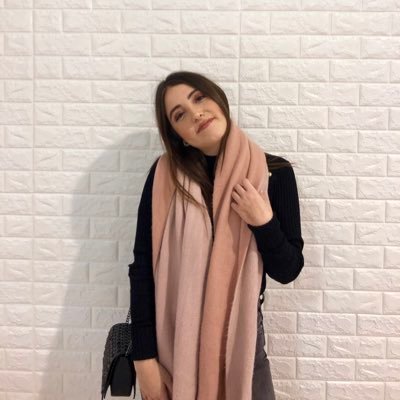 cyndiangulo's profile picture. 