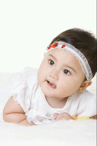 You can call me, linda. And I love my family especially my husband and my sweetheart, aldeira rameiza yudhono ♥