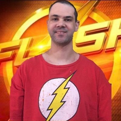 sou Sãopaulino, viciado em internet, videogames, amante de cinema, fã incondicional de tecnologia, quase um geek,rs...