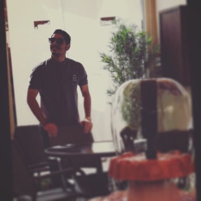 hderi_2011's profile picture. ‏‏‏( لي حرية آلتغريد ... ولك حرية آلمتآبعه ) مآ أكتبه ليس وآقعي إنما كلمآت رآقت لي وقد يحتآجها غيري ..