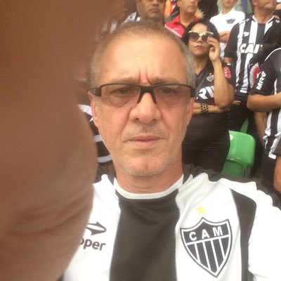 “Companheiros a luta continua “