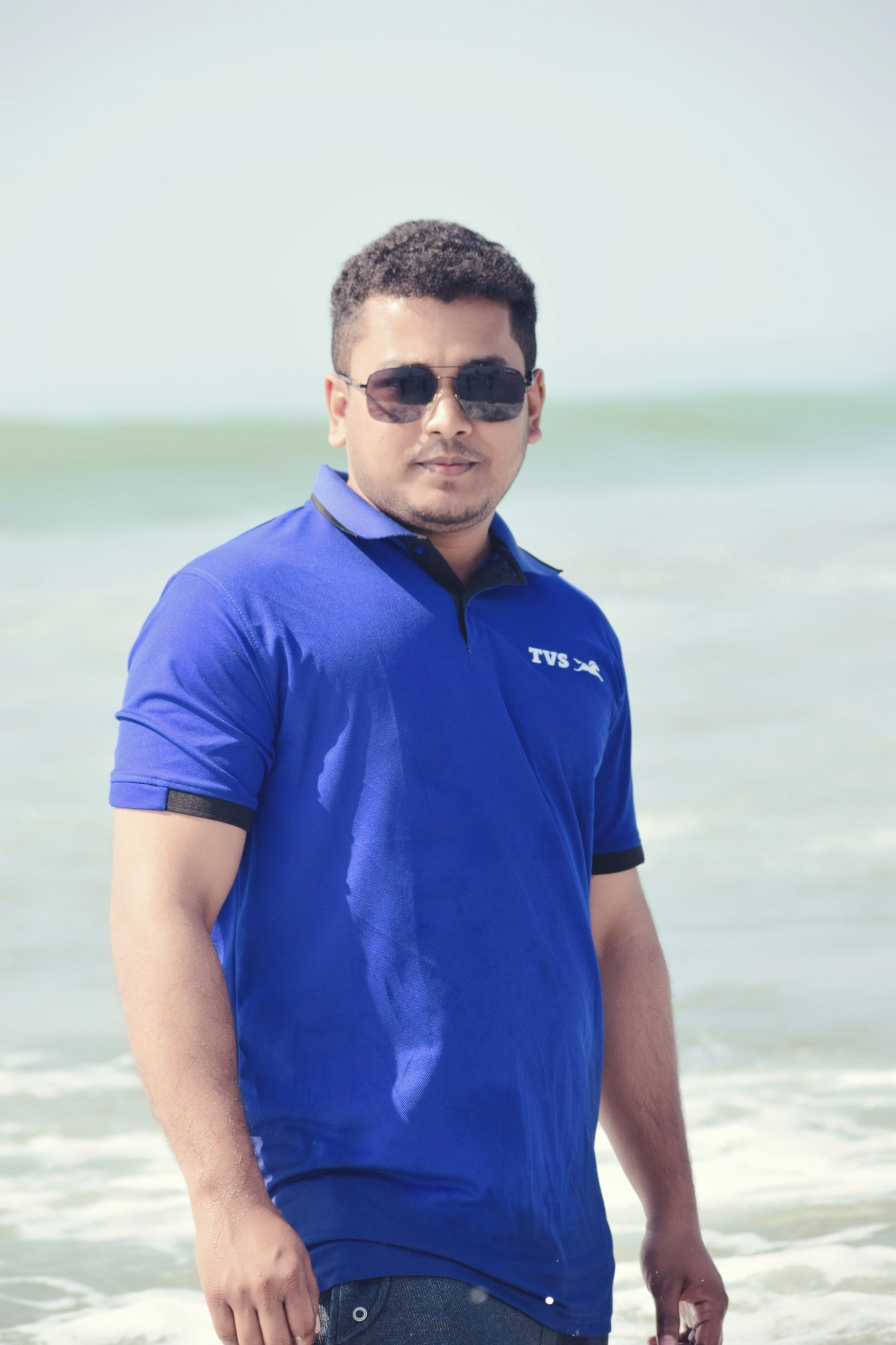 uniqued39213106's profile picture. I'm Professional Graphics Designer
