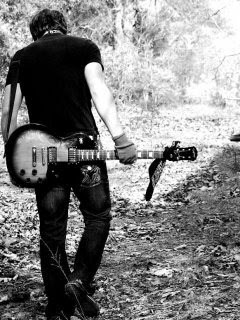 i am a cool going guy with lots of fun and love with all my fellow beings...