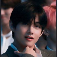 #TaehyungIsLove(@Vaesthetics1995) 's Twitter Profile Photo