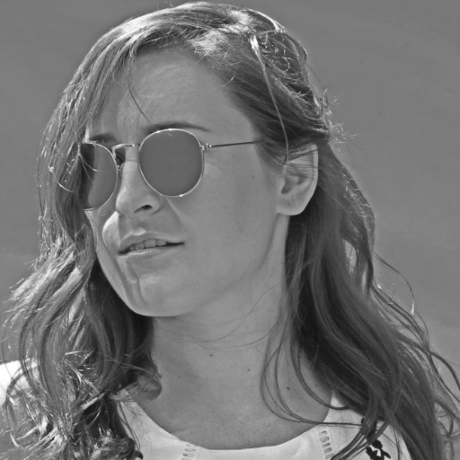 MiaJohn96675030's profile picture. Fitness expert and DIY junkie!  A native to Melbourne, I now live in Sidney where I spend my days writing and taking care of my 900 square feet garden.