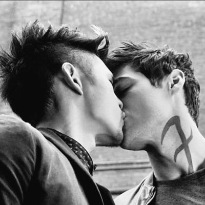 Nurse, and I’m still in love with  #Malec