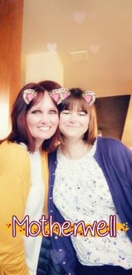 MammyMerrs's profile picture. Can never have enough glitter!