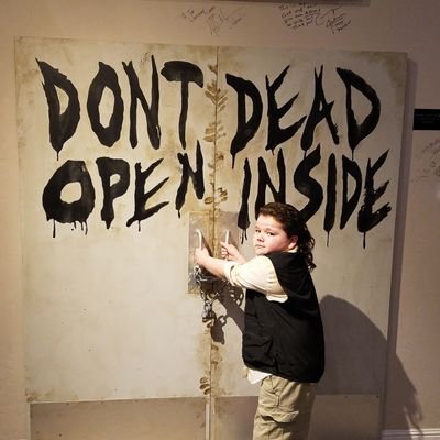 I am Baby Eugene Porter The Walking Dead cosplayer
#1 Walking Dead Fan ☠