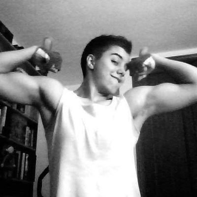 LouFerrign's profile picture. Pro Skateboarder - Goofy ╰ɵ──ɵ╯/ Gamer 🎮