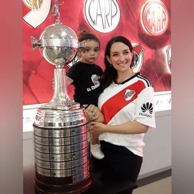Mamá de Lucía 💖⚽️♥RIVER PLATE♥⚽️09/12/ETERNA 🏆 - 🇦🇷⭐⭐⭐ 🇦🇷 - Prof. y Trad. en Inglés - Lic. en Lengua y Literatura Inglesas - Profe en JVG y SBS