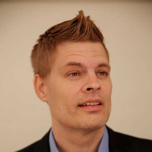 charmingvideos's profile picture. I am Robert Ziemlak, a freelance video designer in Florida. I help businesses bring more traffic to their website with creating online videos and link building.