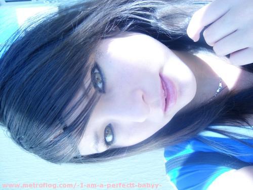 anixmin's profile picture. 