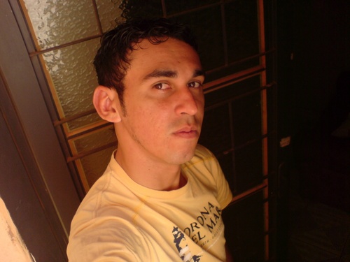 A vida é feita de momentos, e os momentos são feitos pelos que tem coragem de arriscar...