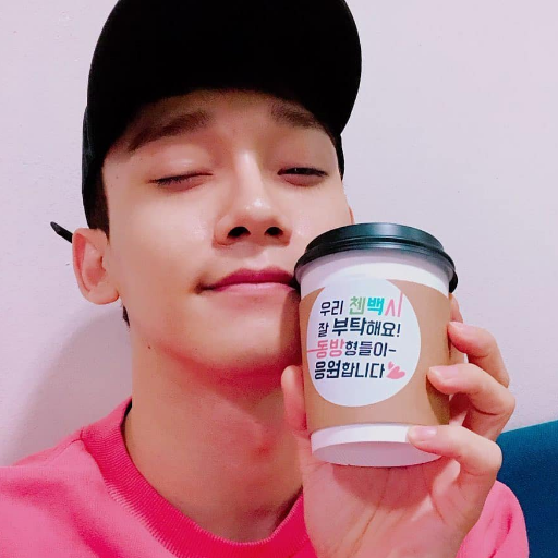 creamy_o_peach's profile picture. Разогреваю еду на солнце, сплю в кружке с чаем и обажаю персики | I'm not ideal, but you're not Kim Jongdae; адмен лчкув 🌺🍑