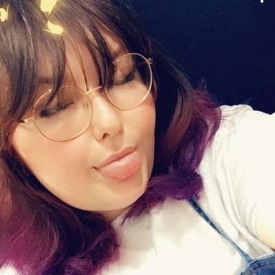 ReaneyElizabeth's profile picture. Photography & Politics student 🌻