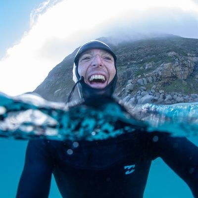 Surf Photographer based out of Cape Town, South Africa. Have a degree in economics but prefer the outdoors. Not naturally creative, but i try!