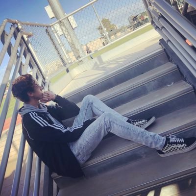 zach_wheat21's profile picture. Sophomore track athlete 🥇🏃