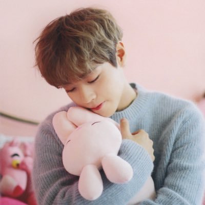 self-indulgent au/idea/ficlet dump mainly centred around park jihoon and allwink, but occasionally featuring non-wink ships too! *‧.₊˚*੭*ˊᵕˋ੭.* #박지훈
