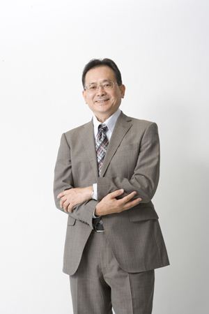 経営者向けセミナーを得意にする。
見込み客つくりの仕組みスキル、保険会社の「営業」スキルとセミナー営業を合体させ、オーナー企業の経営者向けのセミナー営業に特化して、経営者の最大の関心事｛　売上げアップ
とキャッシュアップ｝のコンサルティングを通じて、特定分野でのＮＯ．１を目指している。