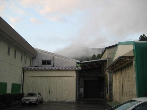五十川製紙株式会社です。
美濃和紙・特殊紙・機能紙を得意とする製紙会社です。

Since 1930. 
We are manufacturing Washi Paper, Oil Blotting paper and functional order made papers.