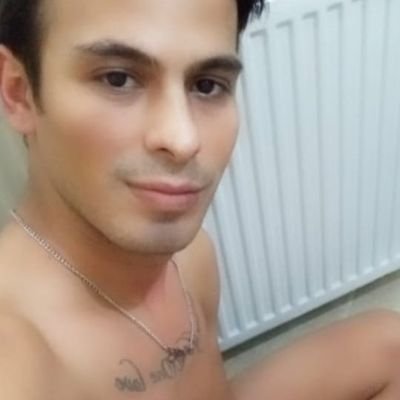 OlgunSe94297730's profile picture. 45yas üstü bıyıklı ve göbekli erkekler hoşuma gidiyor