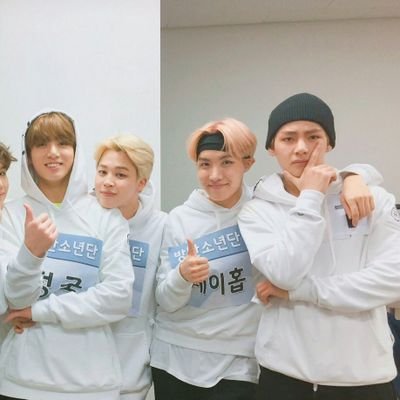 I need to vote BTS that's why I made this account 😂