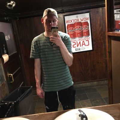 ted22hilliard's profile picture. Multnomah University Grad 🏀🎓 // TMC