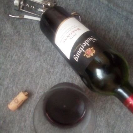 Mbalenh66905530's profile picture. Rose amongst thorns 🌸🌼🌵
Ndinqwenela isidanga 
🎓🎓🎓
lm a mother of 2 beautiful girls👯
who is a frequent traveller✈️🚆
I have faith in God and my ancestors