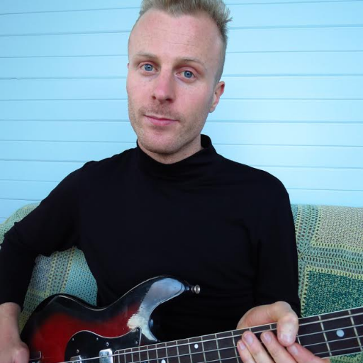 Unofficial fan page of #chamberpop songwriter S A Reyners
https://t.co/wGQXaSMgGc