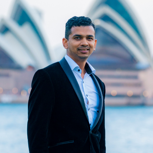 AWS Solution Architect · Foodie · Photographer