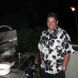 it_14123357031's profile picture. Hello! I love interacting and getting to know people here on Twitter. Feel free to say hello! http://t.co/7r1w2Dc5l7