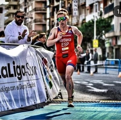 International triathlete.🇪🇸
Integrante Auntun Triathlon D1🇫🇷
Perteneciente @trilasrozas
Estudiante de cafyde en #UCAM