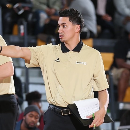 EddingsKalen's profile picture. An individual who seeks to inspire and motivate others through 🏀. Proud employee of Sports Academy and 94feet basketball!