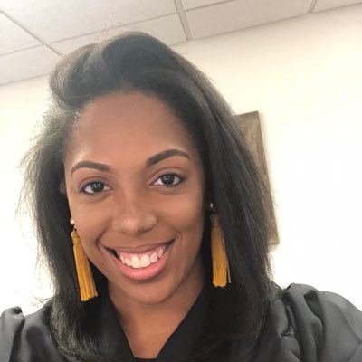 Christie_Daily's profile picture. Grad student.. in love with FaShiON!