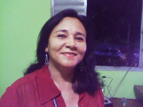 Professora estadual - filósofa, bióloga - pós graduada em Direitos Humanos, Segurança Pública e Cidadania.