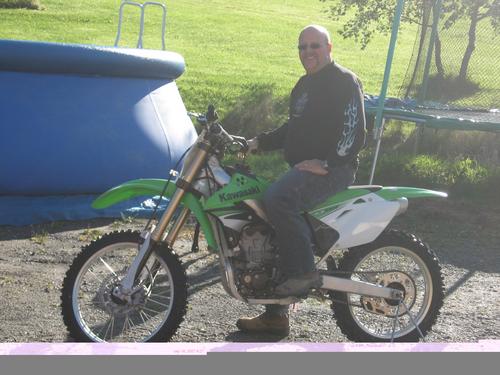 Truck driver,38,married,2 boys,ride motosaki,fish,hunt,snowboard.